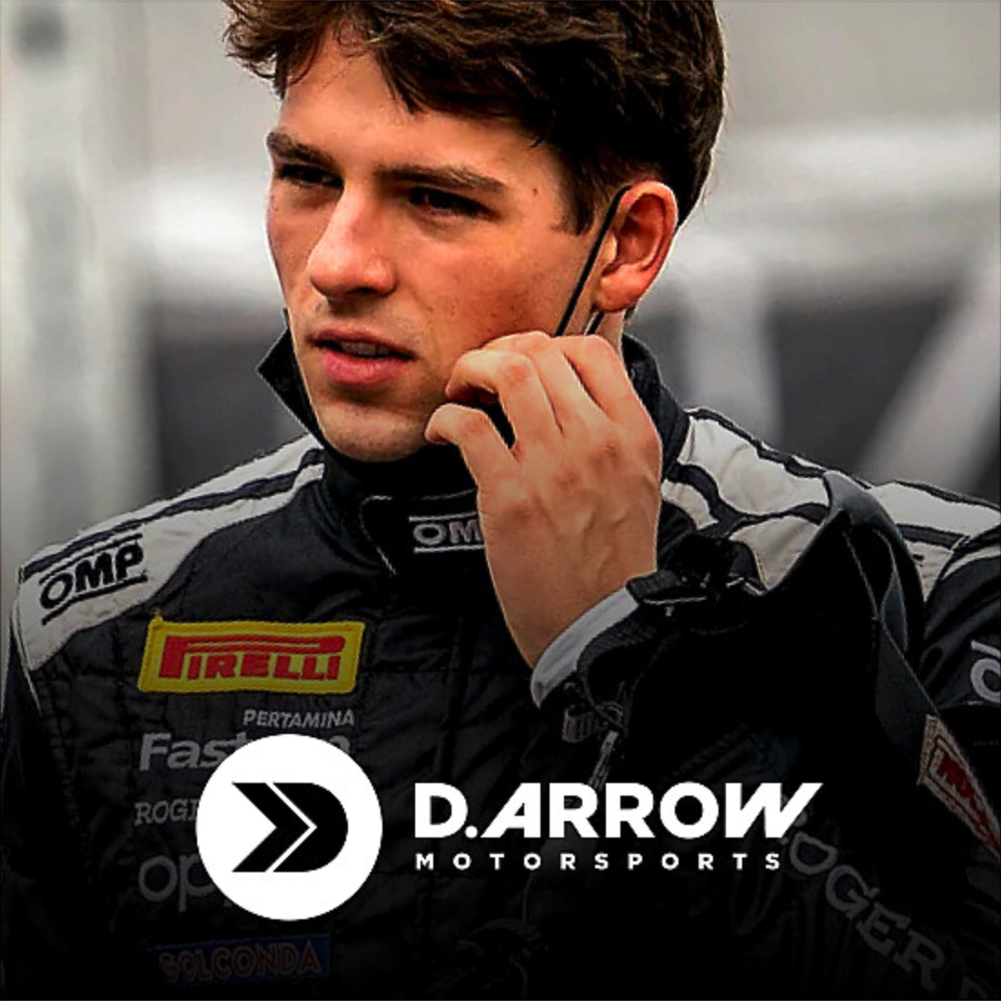 Daan Pijl is een groot Nederlands race talent. Omdat hij internationaal aan het doorbreken is werd het tijd voor een profesionaliseringsslag. De strategie voor zijn merk identiteit was om zijn naam Daan Pijl om te zetten naar Daan Arrow en als bedrijfs naar D.ARROW te gaan voeren. Clic heeft vervolgens het logo en de huisstijl voor D.ARROW ontworpen.